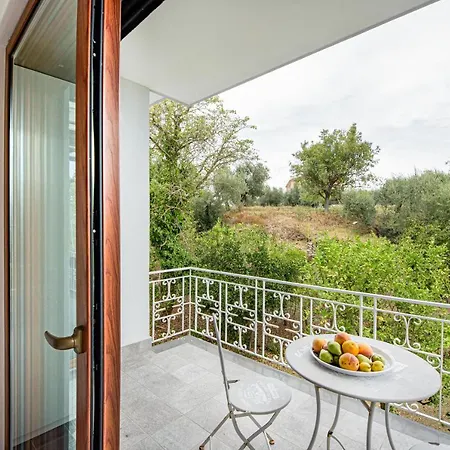 Louise Σορέντο