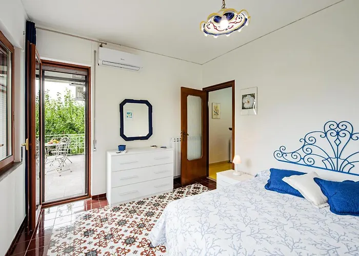 Louise Villa Sorrento